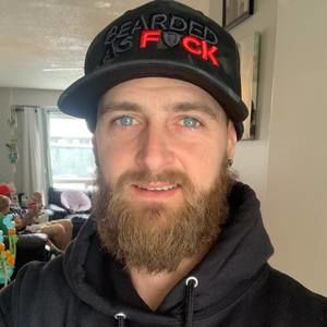 Meet your Posher, Derek